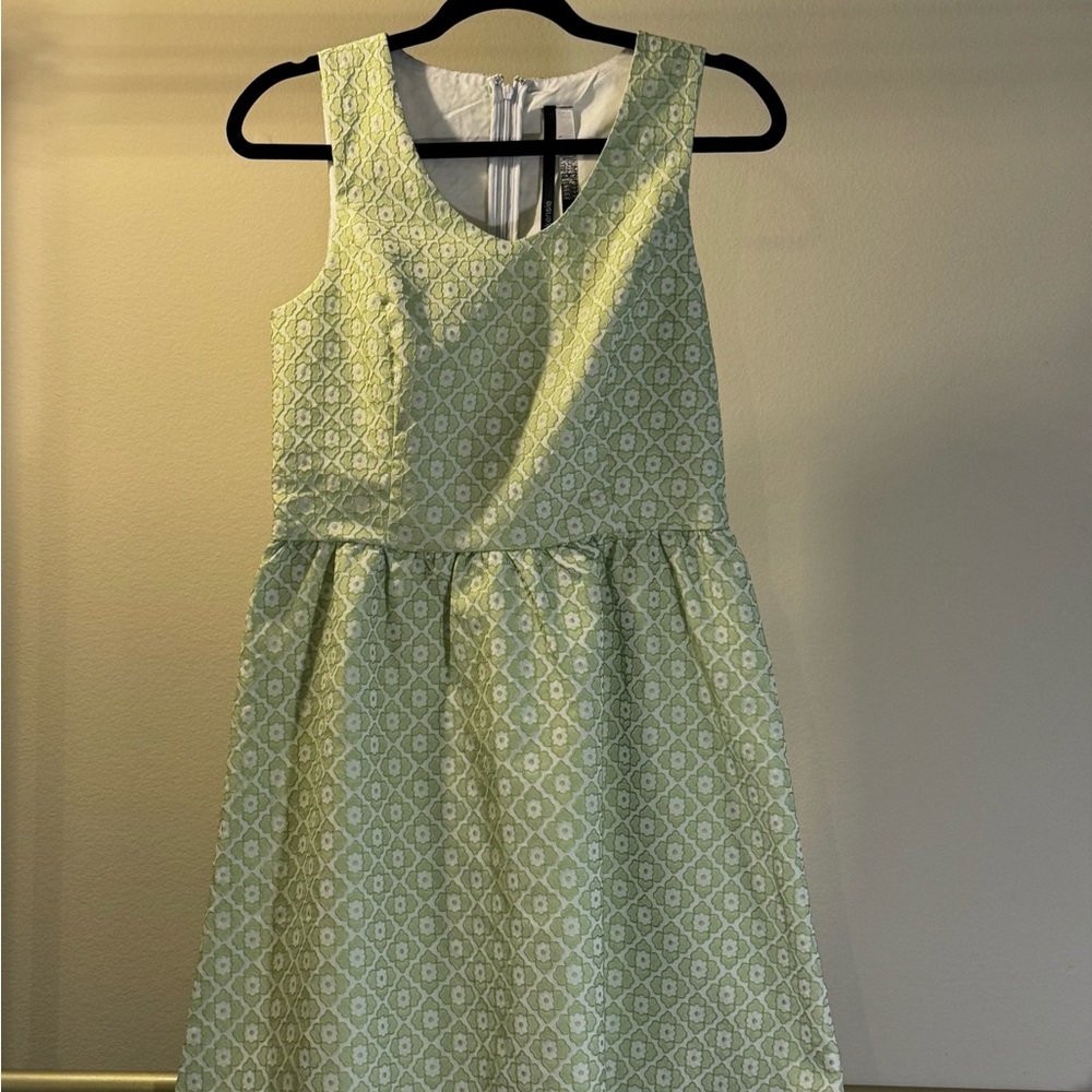 #4 Green Sleeveless Patterned Dress
